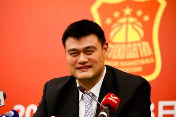 中國籃協(xié)現任主席是誰？